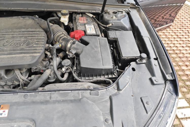 Used Ford Taurus 2019 EcoBoost 245 Premium Edition Engine Bay Left