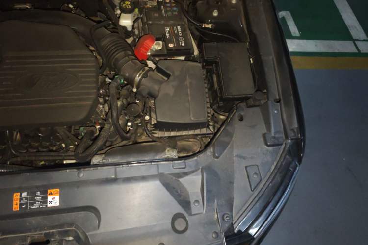 Used Ford Taurus 2019 EcoBoost 245 Vignale Deluxe Edition Engine Bay Left
