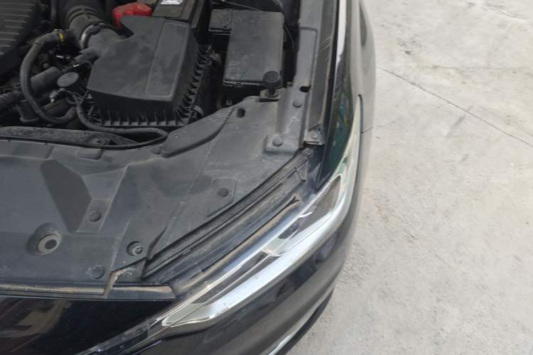 Used Ford Taurus 2019 EcoBoost 245 Premium Edition Engine Bay Left