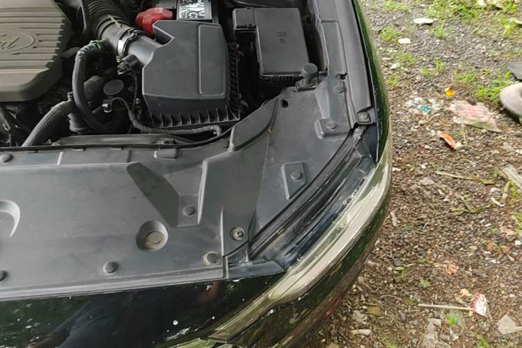 Used Ford Taurus 2019 EcoBoost 245 Premium Edition Engine Bay Left