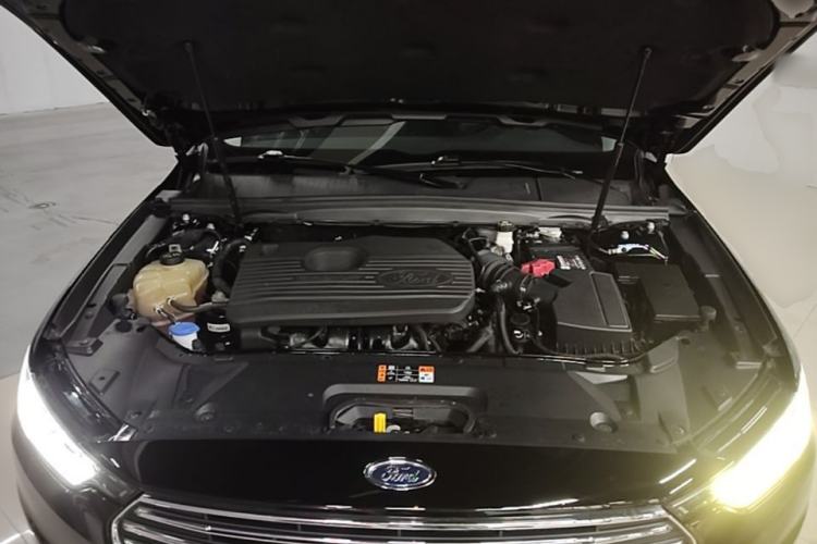 Used Ford Taurus 2019 EcoBoost 245 Comfort Edition Engine Bay