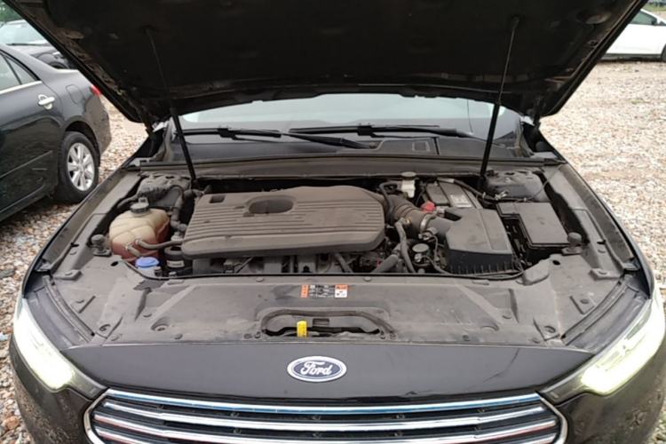 Used Ford Taurus 2019 EcoBoost 245 Comfort Edition Engine Bay