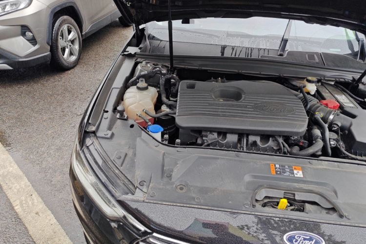 Used Ford Taurus 2019 EcoBoost 245 Premium Edition Engine Bay Right