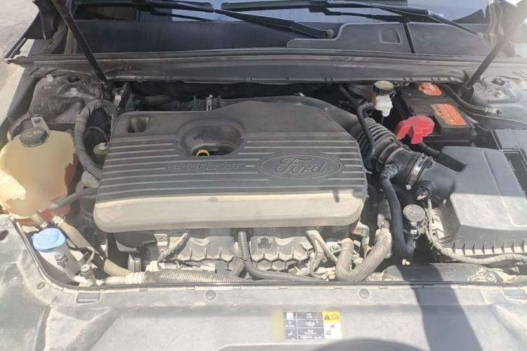 Used Ford Taurus 2019 EcoBoost 245 Comfort Edition Engine Bay