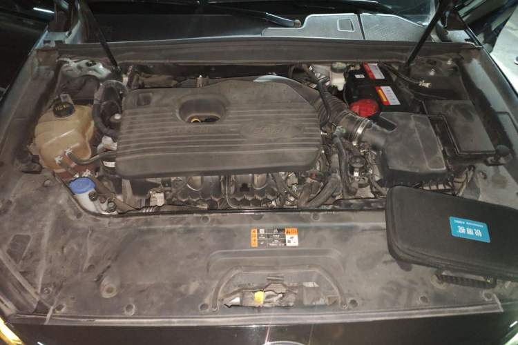 Used Ford Taurus 2019 EcoBoost 245 Comfort Edition Engine Bay