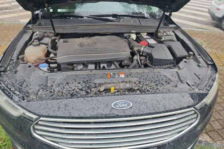 Used Ford Taurus 2019 EcoBoost 245 Premium Edition Engine Bay