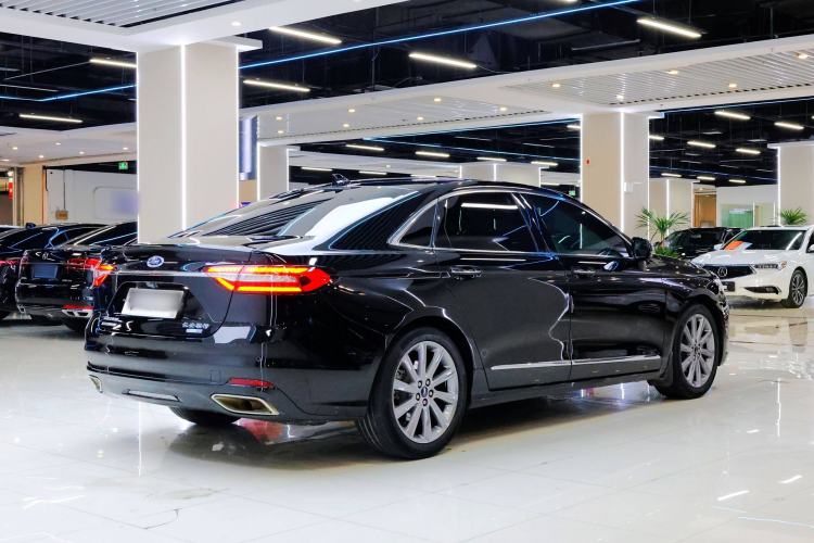 Used Ford Taurus 2019 EcoBoost 245 Premium Edition Exterior 10