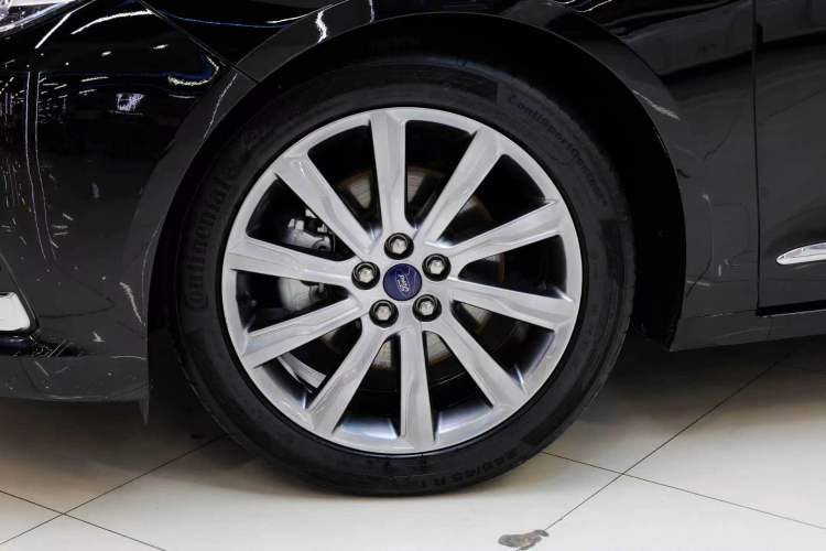 Used Ford Taurus 2019 EcoBoost 245 Premium Edition Exterior 12