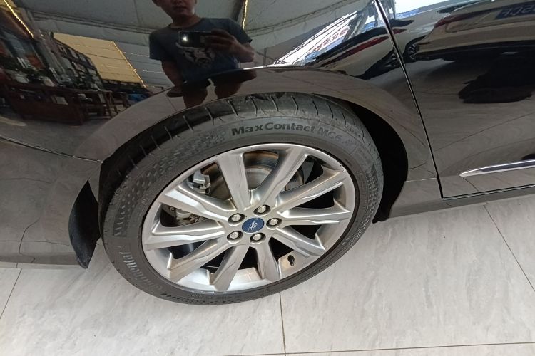 Used Ford Taurus 2019 EcoBoost 245 Premium Edition Exterior 2