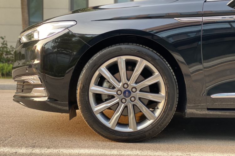 Used Ford Taurus 2019 EcoBoost 245 Premium Edition Exterior 2