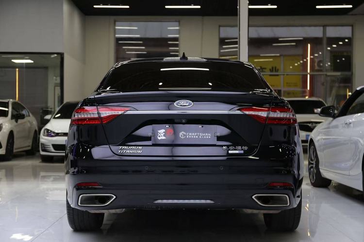 Used Ford Taurus 2019 EcoBoost 245 Premium Edition Exterior 2