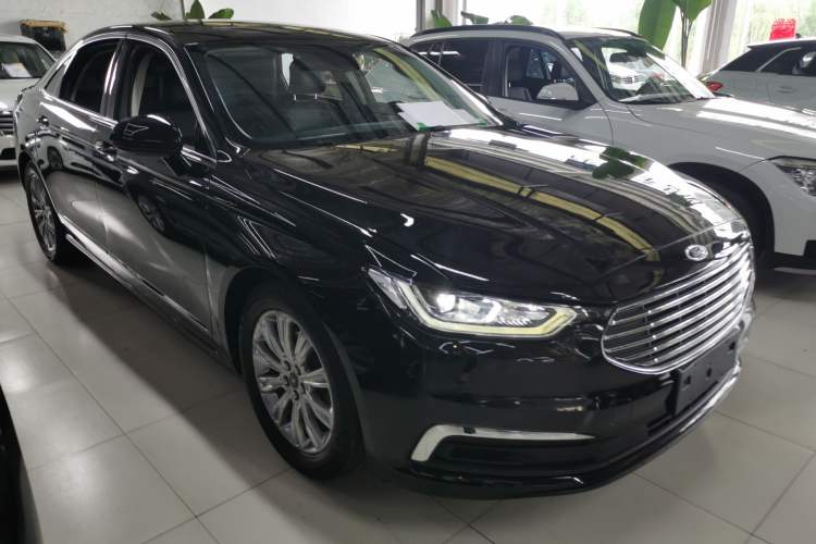 Used Ford Taurus 2019 EcoBoost 245 Comfort Edition Exterior 2