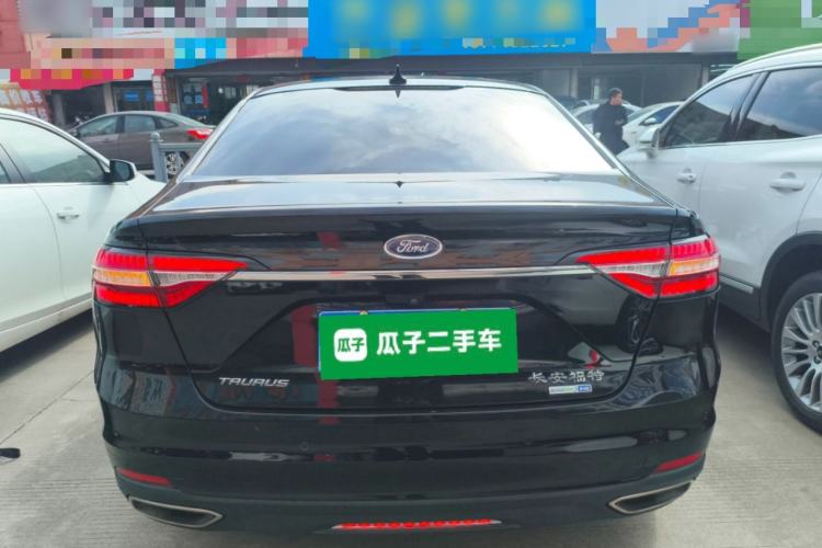 Used Ford Taurus 2019 EcoBoost 245 Comfort Edition Exterior 4