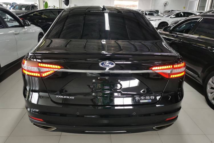 Used Ford Taurus 2019 EcoBoost 245 Comfort Edition Exterior 4