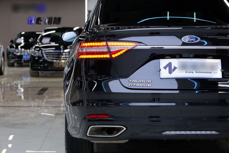 Used Ford Taurus 2019 EcoBoost 245 Premium Edition Exterior 4