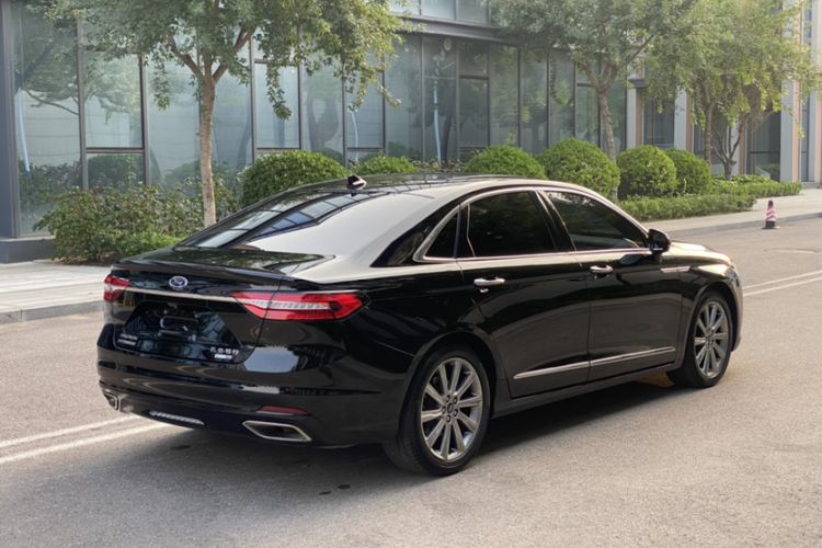 Used Ford Taurus 2019 EcoBoost 245 Premium Edition Exterior 5