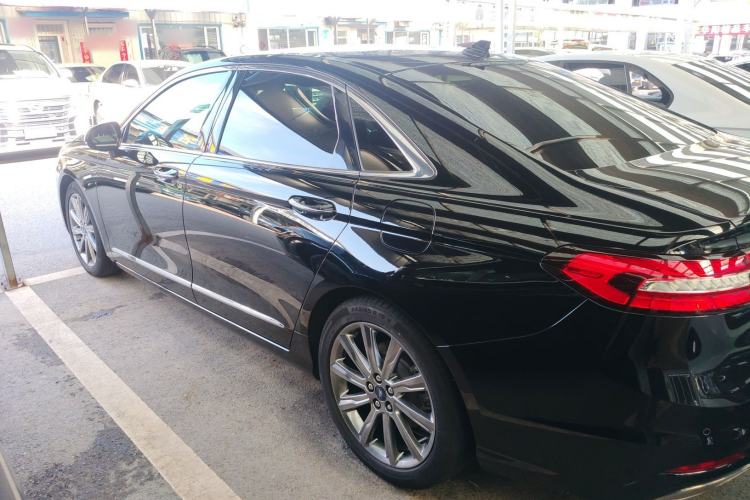 Used Ford Taurus 2019 EcoBoost 245 Premium Edition Exterior 5