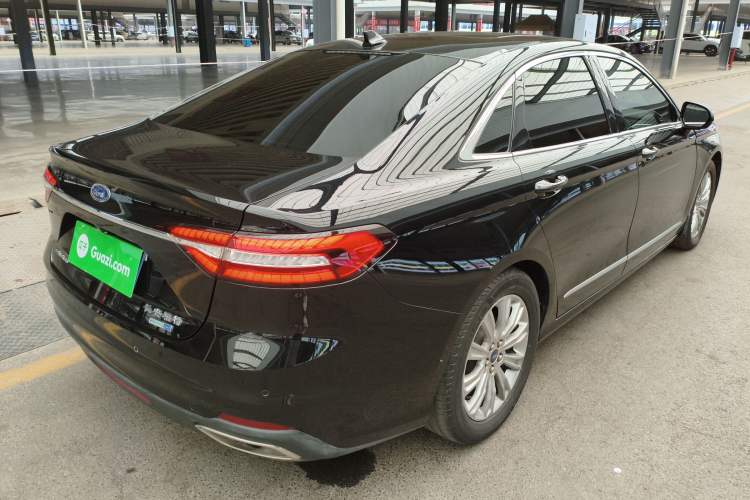 Used Ford Taurus 2019 EcoBoost 245 Comfort Edition Exterior 5