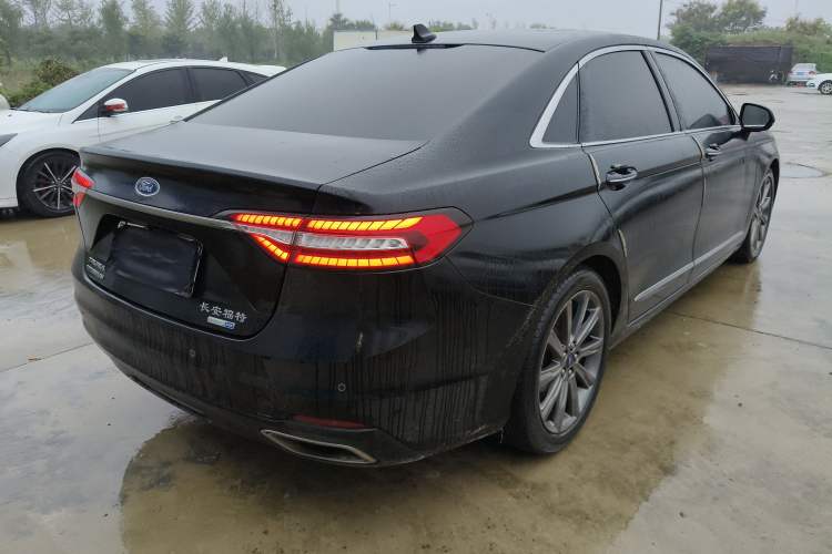 Used Ford Taurus 2019 EcoBoost 245 Premium Edition Exterior 5