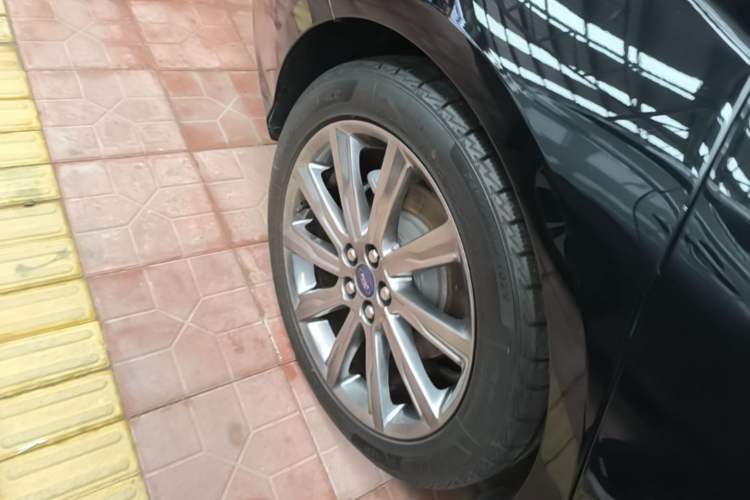 Used Ford Taurus 2019 EcoBoost 245 Premium Edition Exterior 5