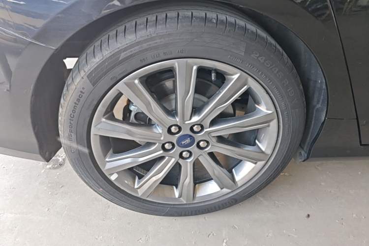 Used Ford Taurus 2019 EcoBoost 245 Premium Edition Exterior 5