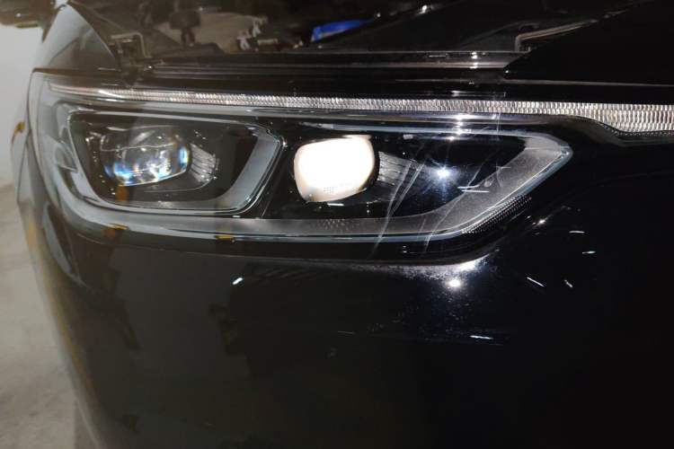 Used Ford Taurus 2019 EcoBoost 245 Premium Edition Exterior 6