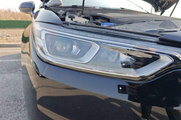 Used Ford Taurus 2019 EcoBoost 245 Premium Edition Exterior 6
