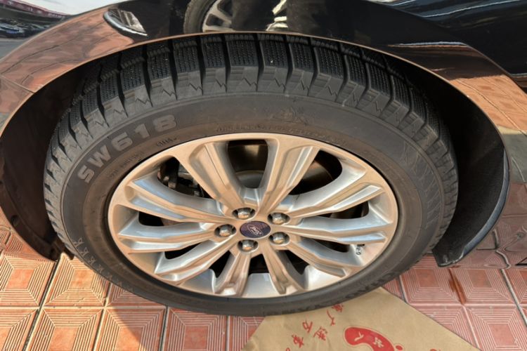 Used Ford Taurus 2019 EcoBoost 245 Comfort Edition Exterior 6