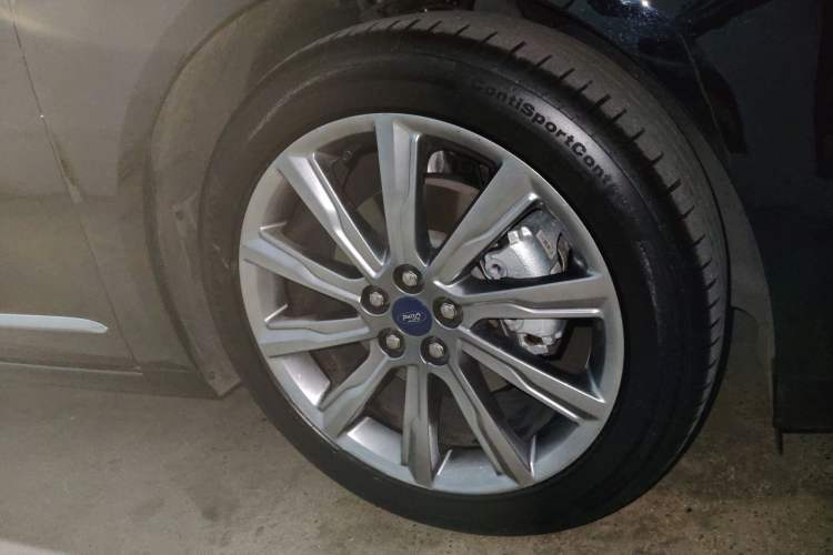 Used Ford Taurus 2019 EcoBoost 245 Premium Edition Exterior 7