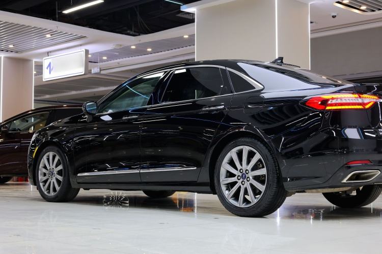 Used Ford Taurus 2019 EcoBoost 245 Premium Edition Exterior 7