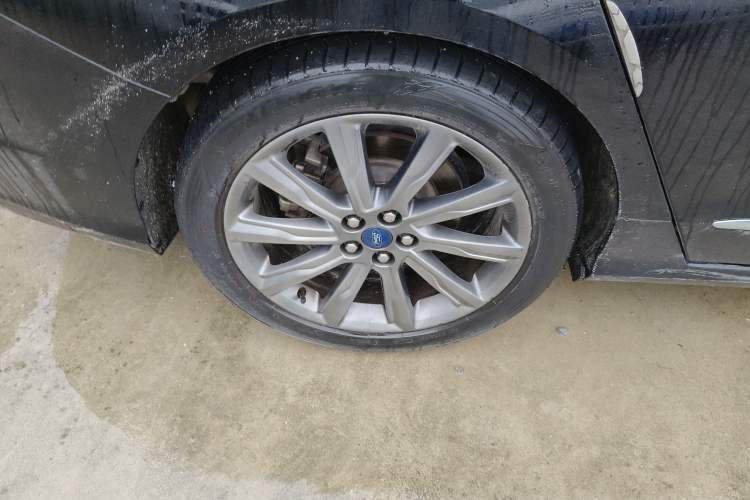 Used Ford Taurus 2019 EcoBoost 245 Premium Edition Exterior 8