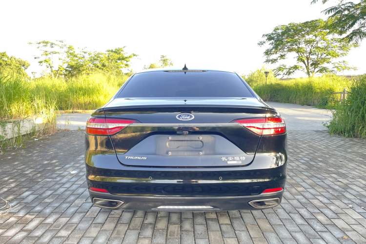 Used Ford Taurus 2019 EcoBoost 245 Comfort Edition Exterior 8