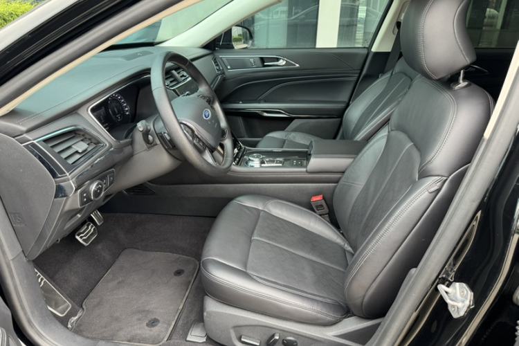 Used Ford Taurus 2019 EcoBoost 245 Premium Edition Exterior 9