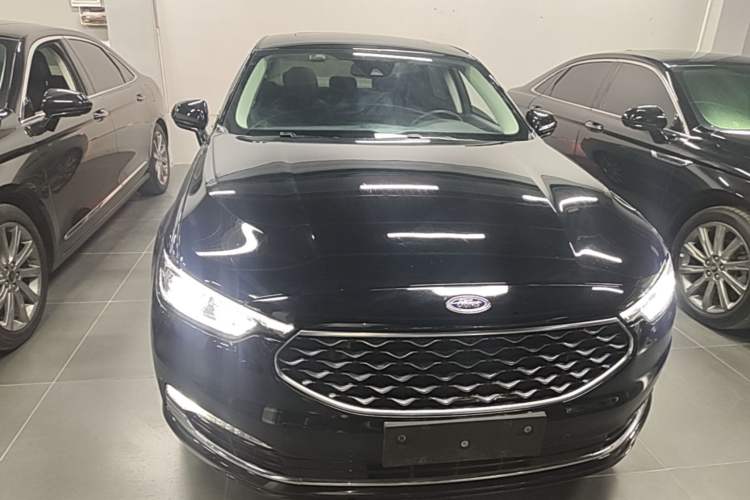 Used Ford Taurus 2019 EcoBoost 245 Premium Edition Front