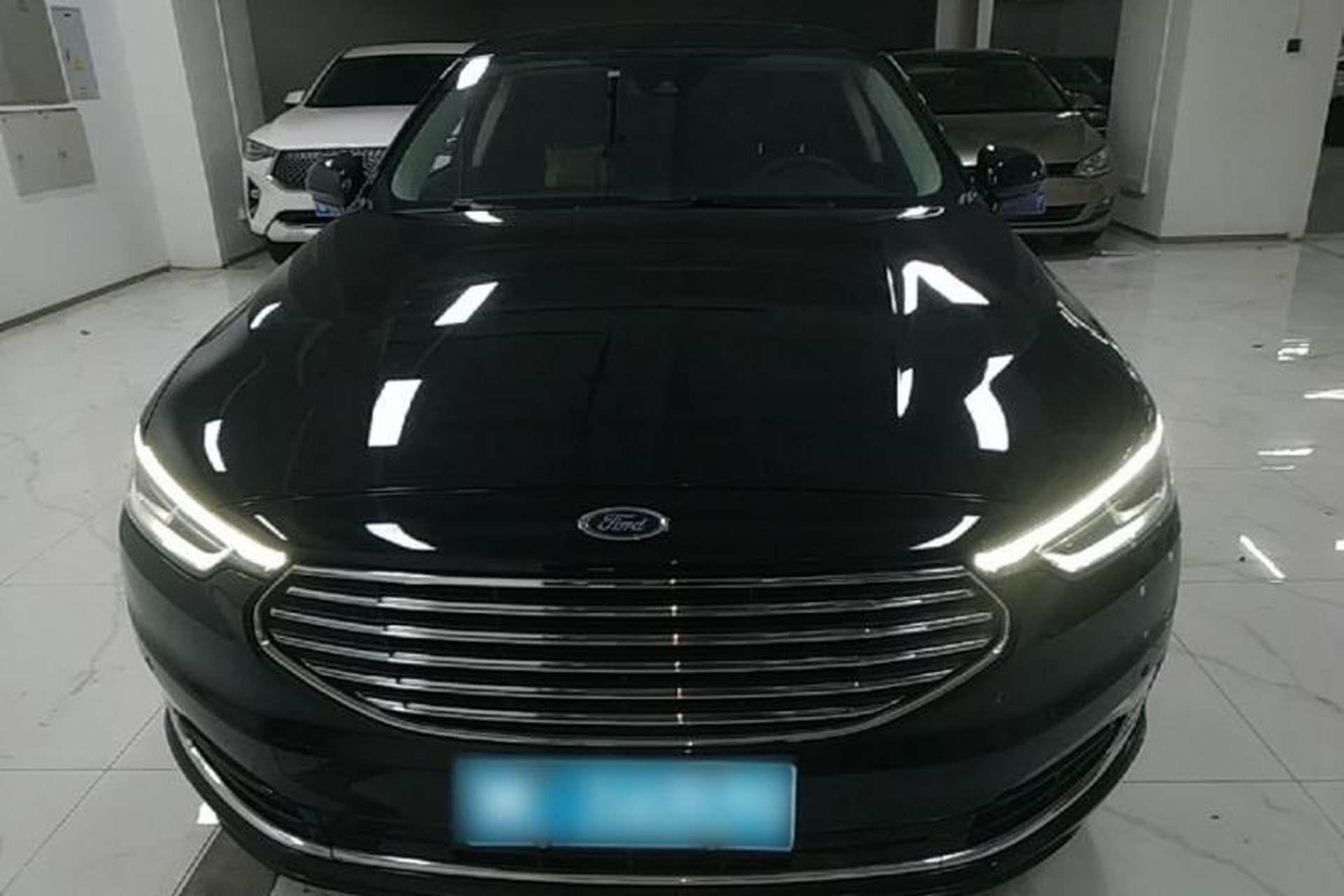 Used Ford Taurus 2019 EcoBoost 245 Premium Edition Front