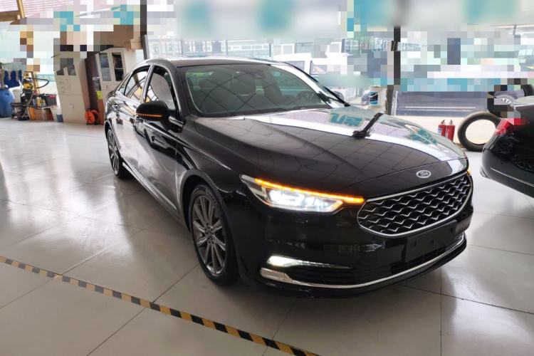 Used Ford Taurus 2019 EcoBoost 245 Premium Edition Front Right 45 Deg