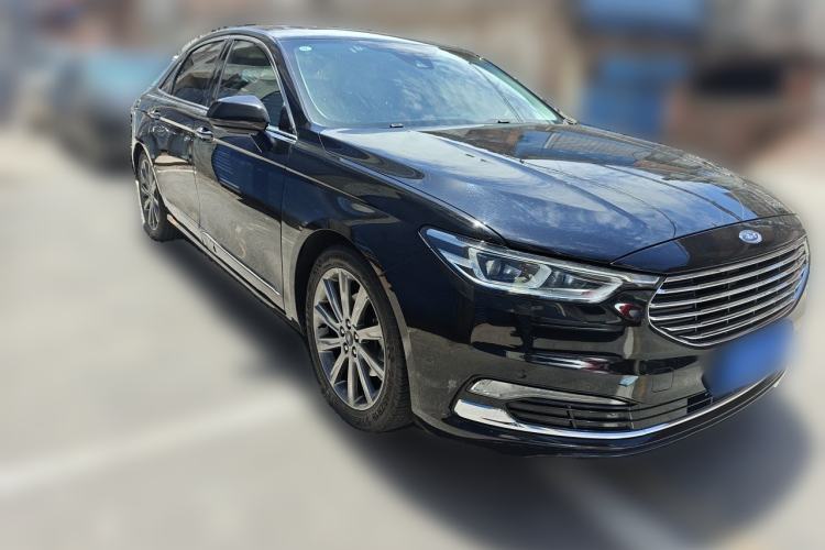Used Ford Taurus 2019 EcoBoost 245 Premium Edition Front Right 45 Deg