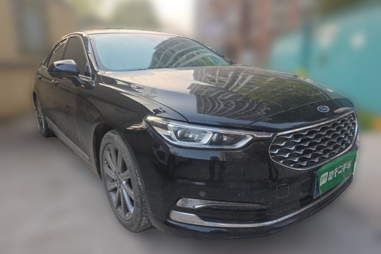 Used Ford Taurus 2019 EcoBoost 245 Premium Edition Front Right 45 Deg