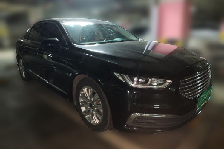Used Ford Taurus 2019 EcoBoost 245 Comfort Edition Front Right 45 Deg