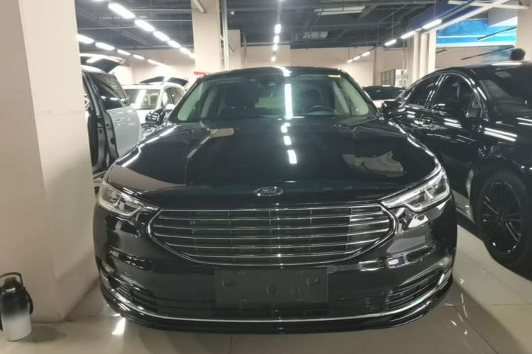 Used Ford Taurus 2019 EcoBoost 245 Premium Edition Front