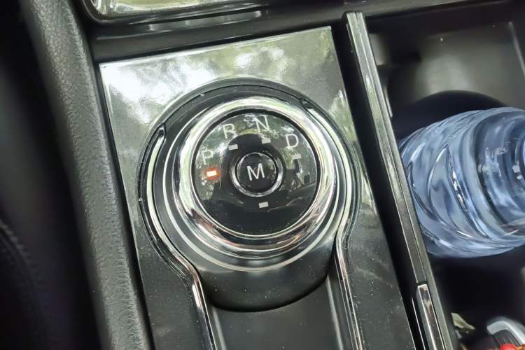 Used Ford Taurus 2019 EcoBoost 245 Premium Edition Gear Lever