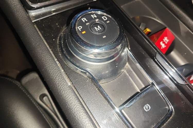 Used Ford Taurus 2019 EcoBoost 245 Premium Edition Gear Lever