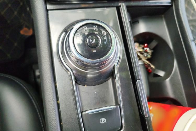 Used Ford Taurus 2019 EcoBoost 245 Premium Edition Gear Lever