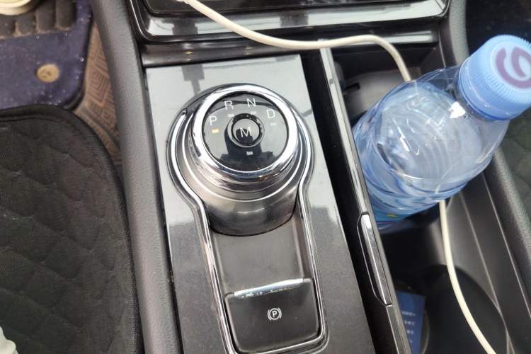 Used Ford Taurus 2019 EcoBoost 245 Premium Edition Gear Lever