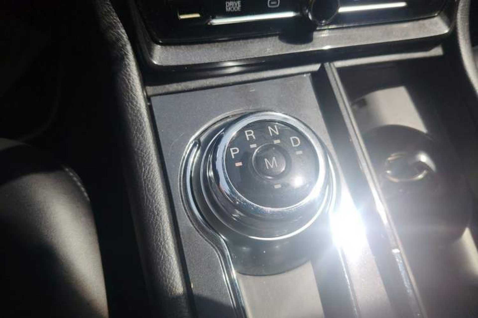 Used Ford Taurus 2019 EcoBoost 245 Premium Edition Gear Lever