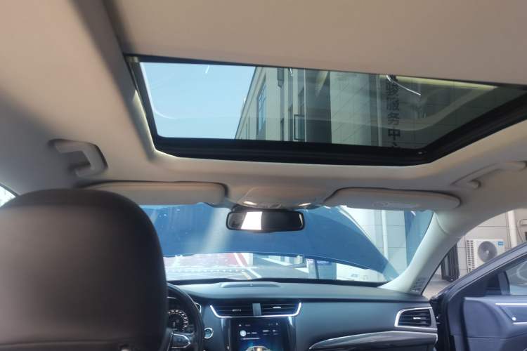 Used Ford Taurus 2019 EcoBoost 245 Premium Edition Headliner