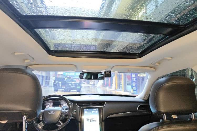 Used Ford Taurus 2019 EcoBoost 245 Premium Edition Headliner