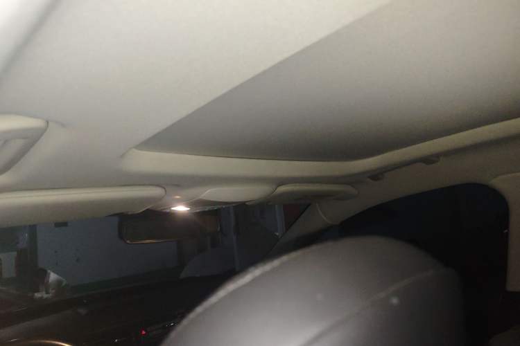 Used Ford Taurus 2019 EcoBoost 245 Premium Edition Headliner