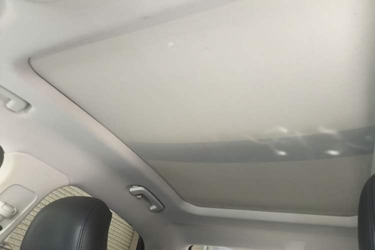 Used Ford Taurus 2019 EcoBoost 245 Comfort Edition Headliner