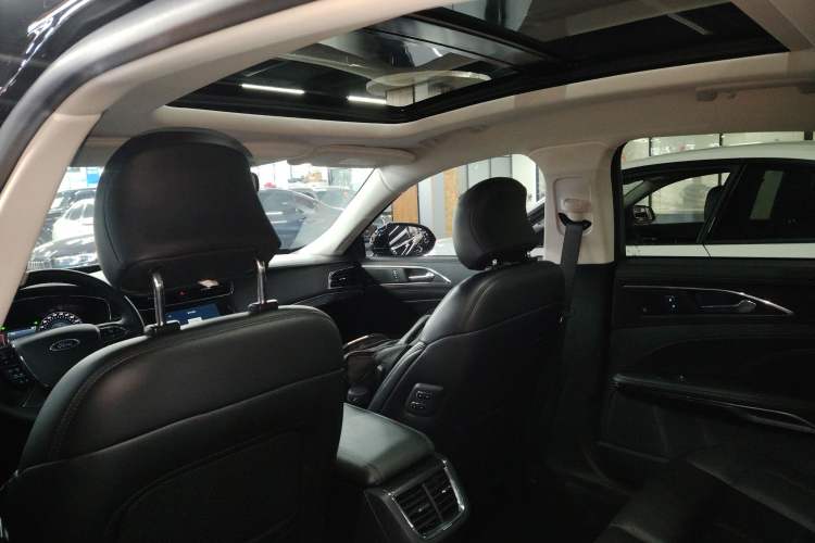 Used Ford Taurus 2019 EcoBoost 245 Premium Edition Headliner